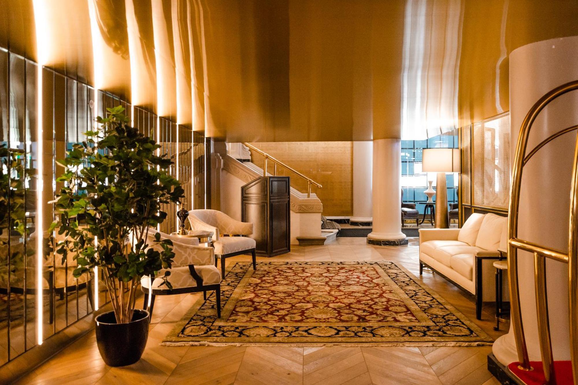 Hotel Birks Montréal Exterior foto The lobby of the hotel